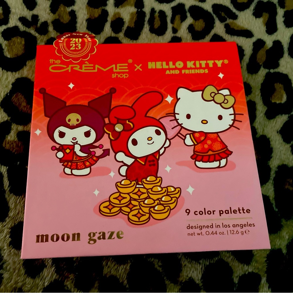 Crème Shop Hello Kitty and Friends eyeshadows palette